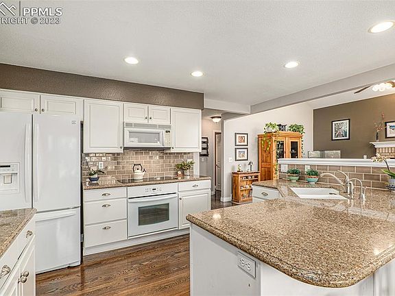 2nd image of 9090 Melbourne Dr