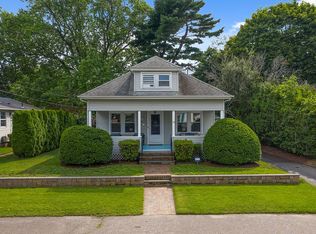54 Thatcher St, Rumford, RI 02916