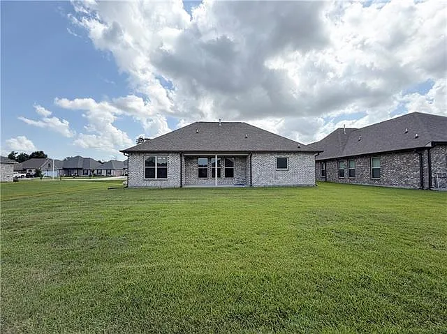 204 Cypress Bnd — Photo 22
