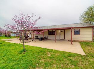 352 Mount Olive Rd, Cedar Creek, TX 78612