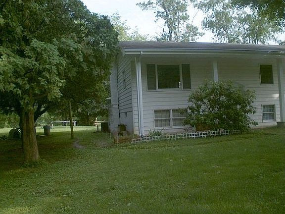 4th image of 18451 Eden Ln