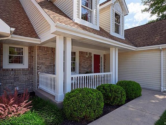 3rd image of 417 Oriole Hill Ct
