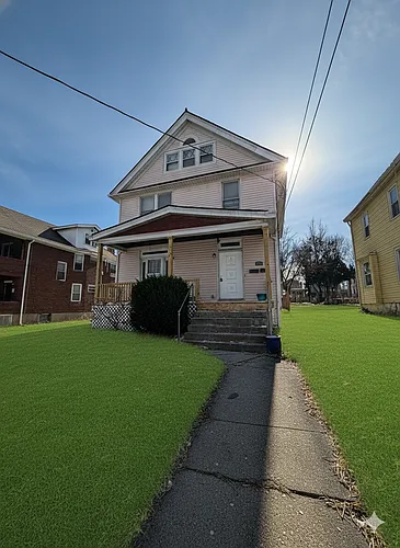 2031 Hewitt Ave #1 Photo 1