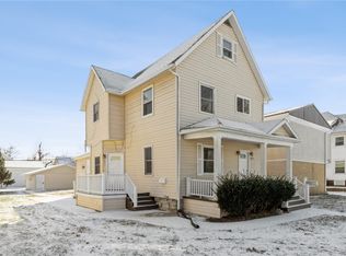 427 4th Ave SW, Cedar Rapids, IA 52404