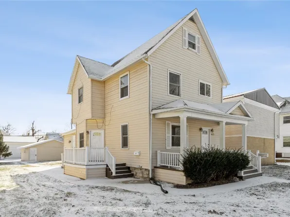 427 4th Ave SW, Cedar Rapids, IA 52404