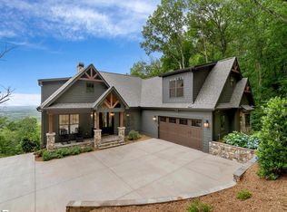 32 Mica Flats Dr, Landrum, SC 29356