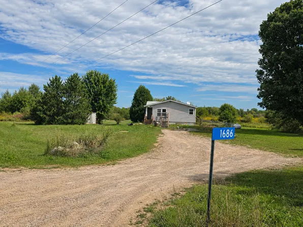 1686 Delta St, Ogilvie, MN 56358