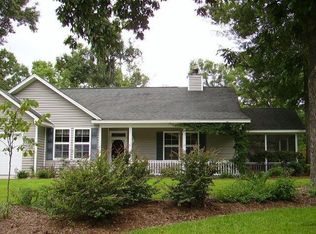 19 Lucerne Ave, Beaufort, SC 29907