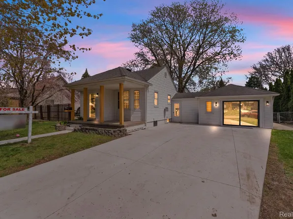 6964 Nightingale St, Dearborn Heights, MI 48127