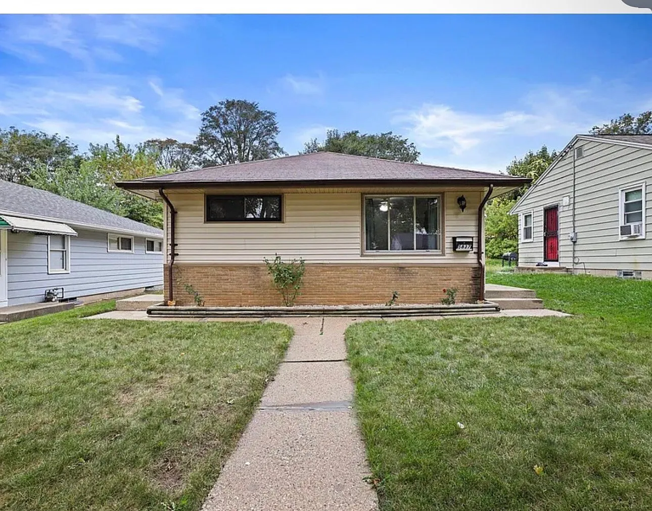 Single Family — Photo 1