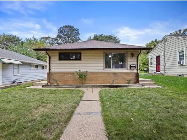 5837 N 71st St, Milwaukee, WI 53218