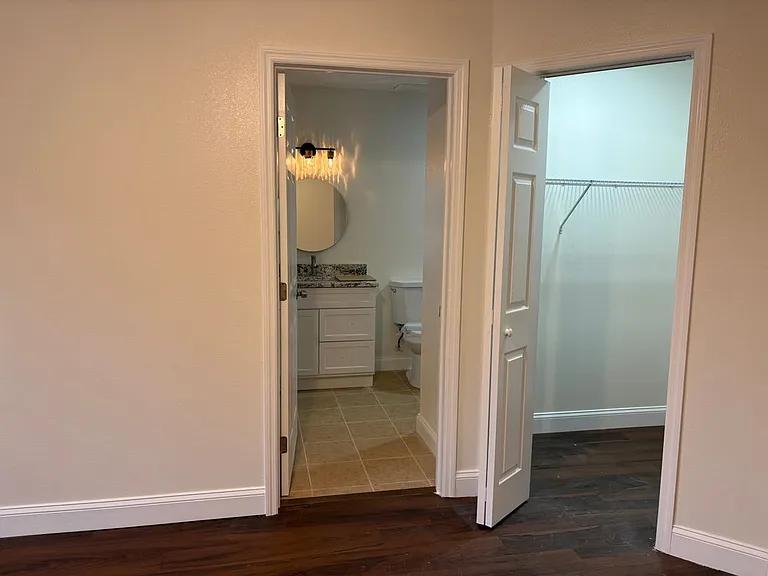 1702 W Granfield Ave — Photo 19