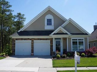 30 Primrose Cir, Egg Harbor Township, NJ 08234