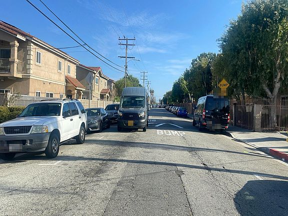 4th image of 13922 Lemoli Ave