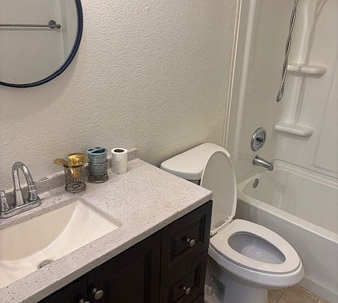 5th image of 5167 Caliente St Unit 141