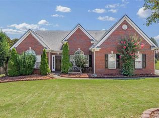 27 Buckthorn Dr, Jefferson, GA 30549