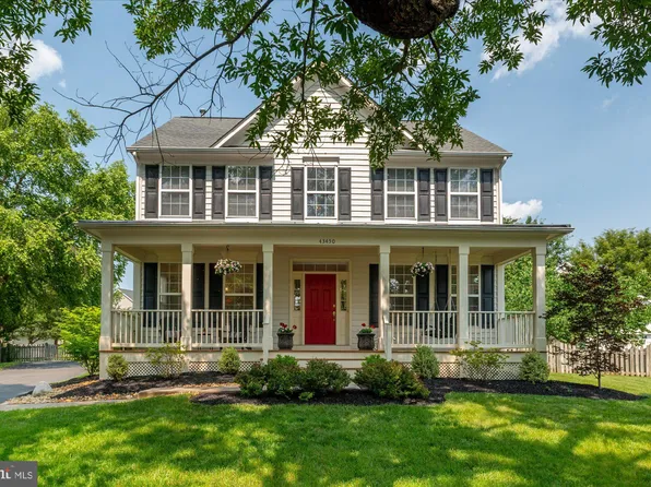 43450 Oxen Ln, Chantilly, VA 20152