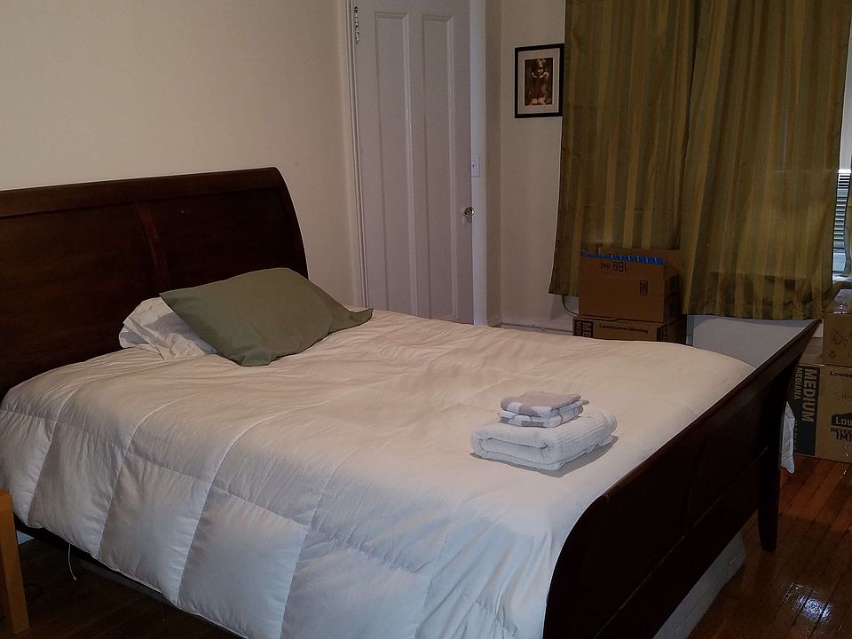 2nd image of 287 Amsterdam Ave #304