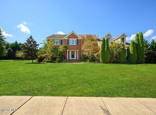 2304 Donna Dee Ct, Toms River, NJ 08755