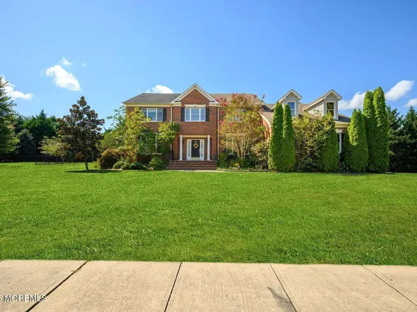 2304 Donna Dee Court, Toms River, NJ 08755