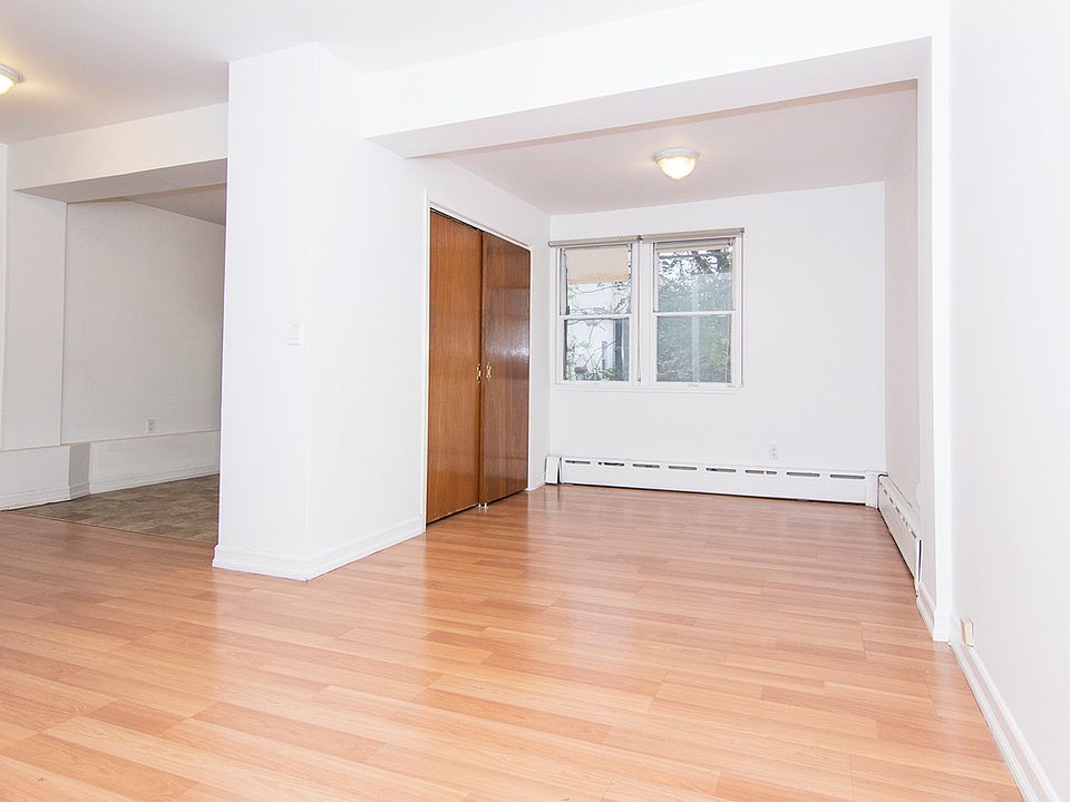 1st image of 4012 Ditmars Blvd #1