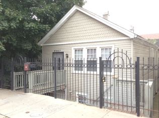 2257 W Cermak Rd, Chicago, IL 60608