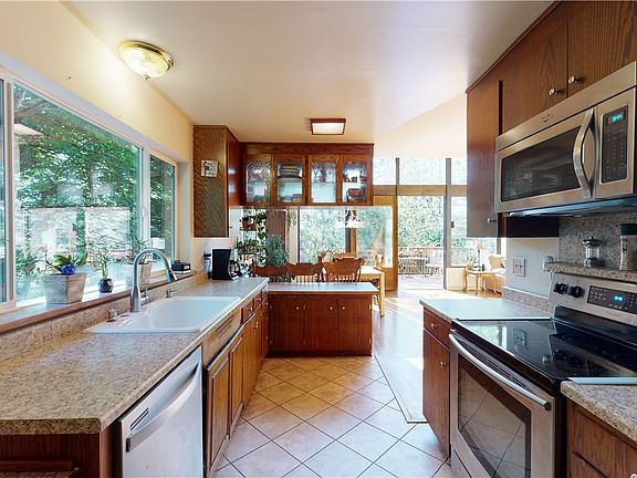5th image of 28655 176th Ave SE