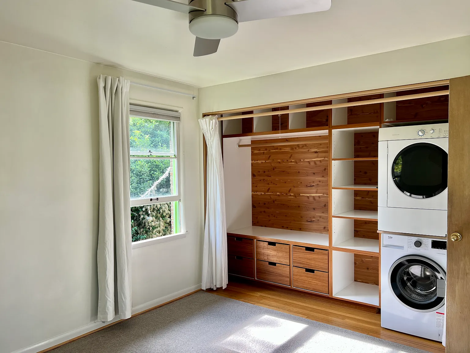 2 bed, 1140 sqft, $3,300 — Photo 3
