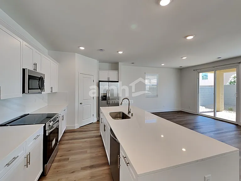 4230 Halo Hollyhock St — Photo 4