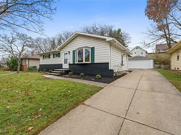 2nd image of 4929 Donovan Dr