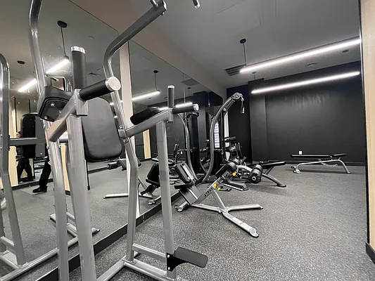 Rented by Corcoran | media 27