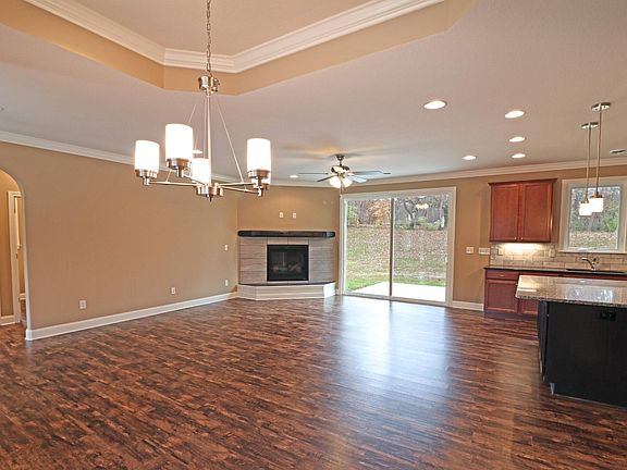 5th image of 553 Winchester Dr Lot 110R