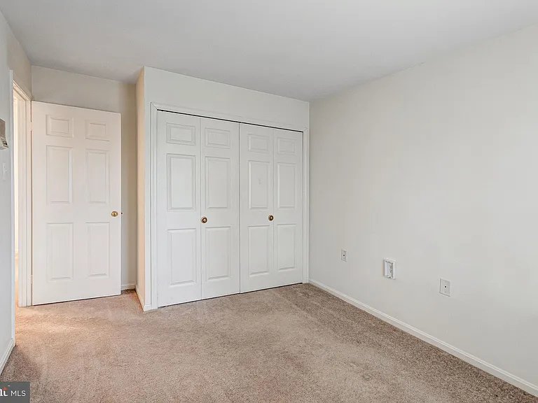 11337 Cromwell Ct — Photo 17