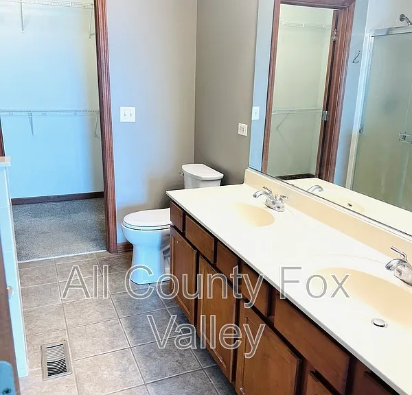 1850 Waverly Way — Photo 17