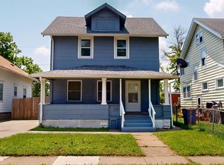 2597 Pinkney St, Omaha, NE 68111