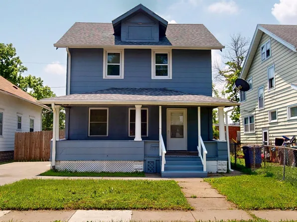 2597 Pinkney St, Omaha, NE 68111