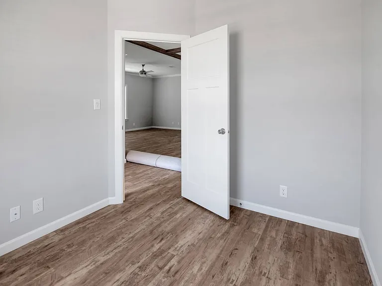 1459 Whispering Pines Loop — Photo 14