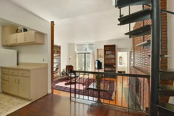 Sold by Compass | media 4