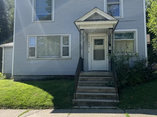 705 Napoleon St #1, Valparaiso, IN 46383