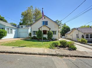 155 Sunset Dr, Auburn, CA 95603
