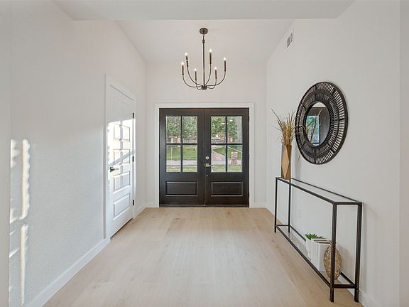 4th image of 9904 Wandering Way St