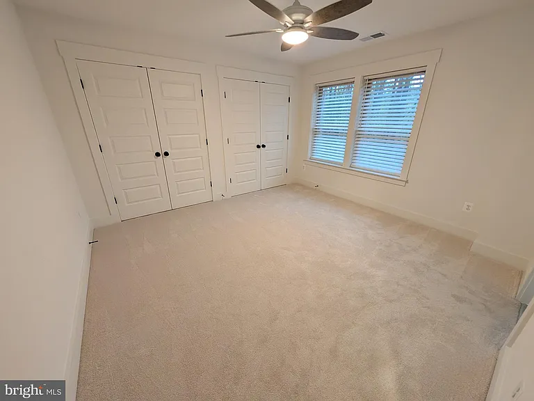 1490 Thurston Rd — Photo 17