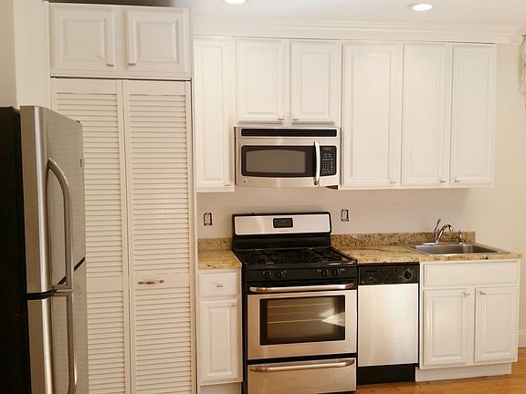 2nd image of 474 W 150th St #2N1