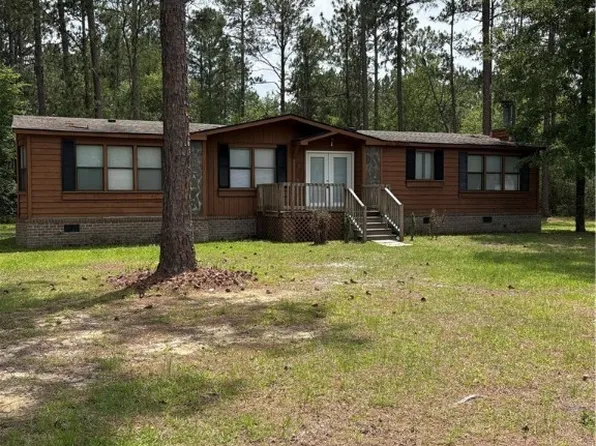 79 W E Smith Road, Pembroke, GA 31321