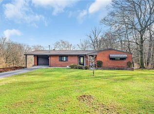 22 Kenridge Dr, Mc Kees Rocks, PA 15136