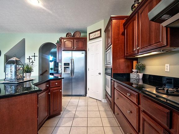 4th image of 57691 Boulder Ct