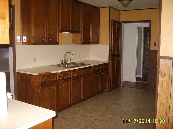 4th image of 1002 E Crestwood Dr