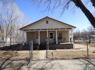 613 Dwyer Ave, Raton, NM 87740