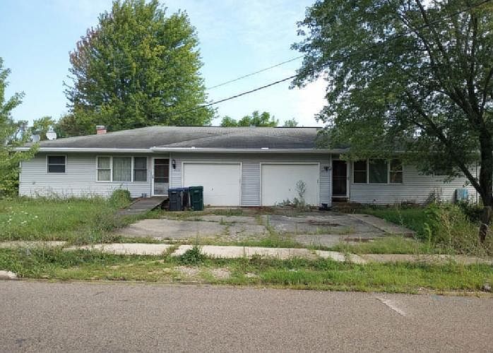 1st image of 2710-2712 Carmel Ave
