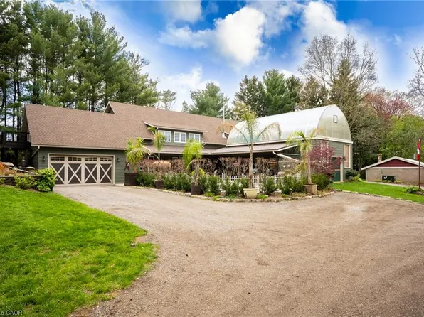 573 Canboro Rd, Pelham, ON L0S 1C0